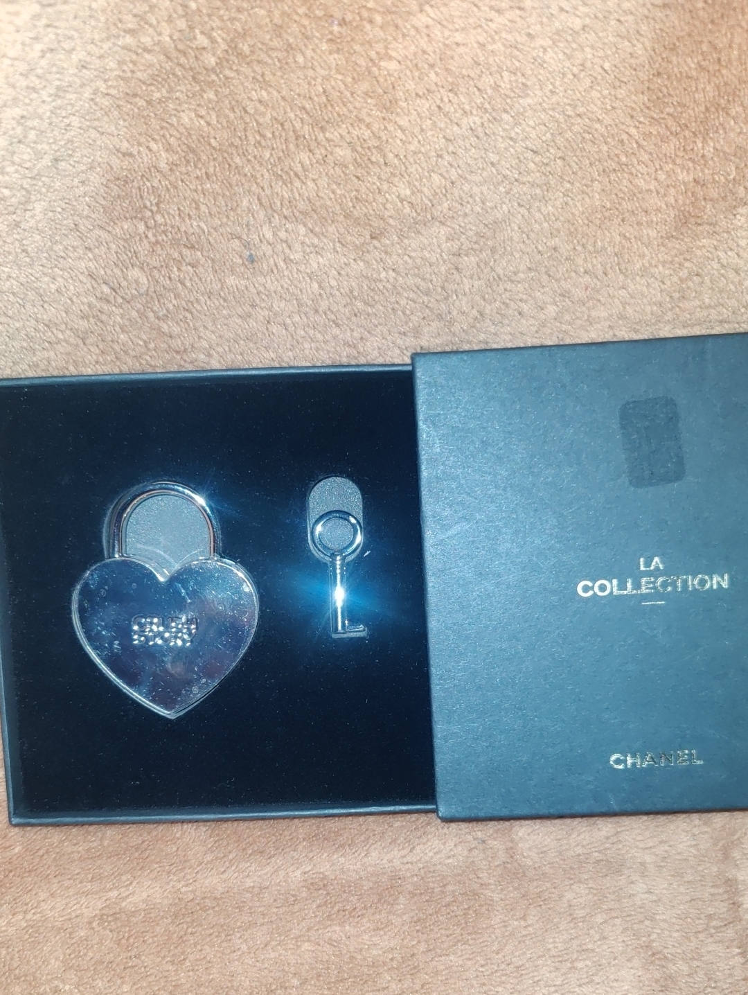 Chanel Silver Heart Padlock & Key La Collection Rare Collector Piece Euc